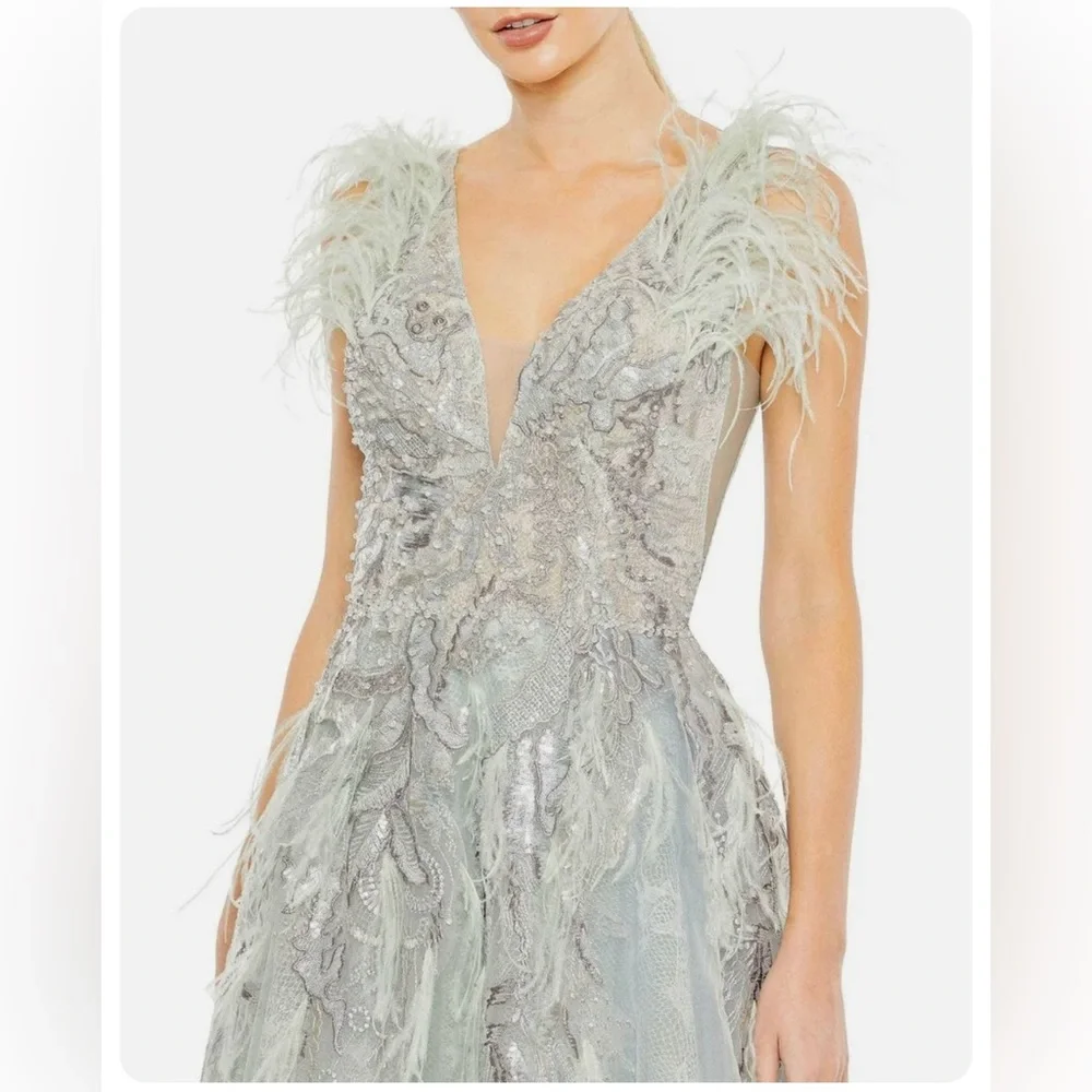 💜MAC DUGGAL SEQUINED FLUTTER CAP SLEEVE CUT OUT A LINE GOWN #20259 - Picture 3 of 9